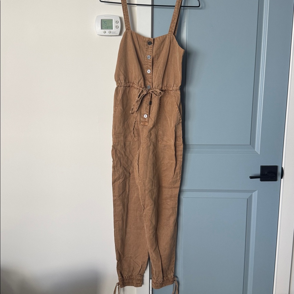 Alice + Olivia Tiana Tan Button-Front Patch-Pocket Jumpsuit Women's Size 2 NWT